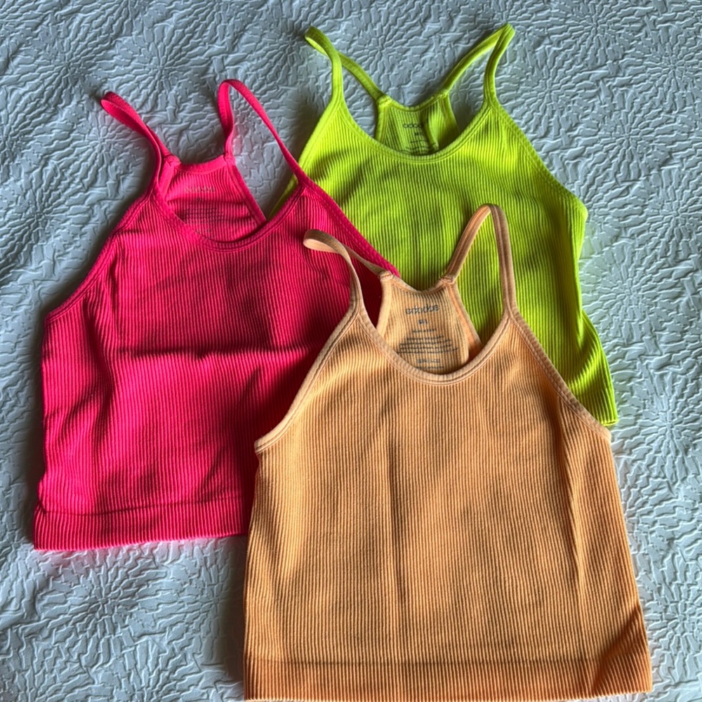 3-Pack Seamless Rib-Knit Camisole Crop Tank Tops